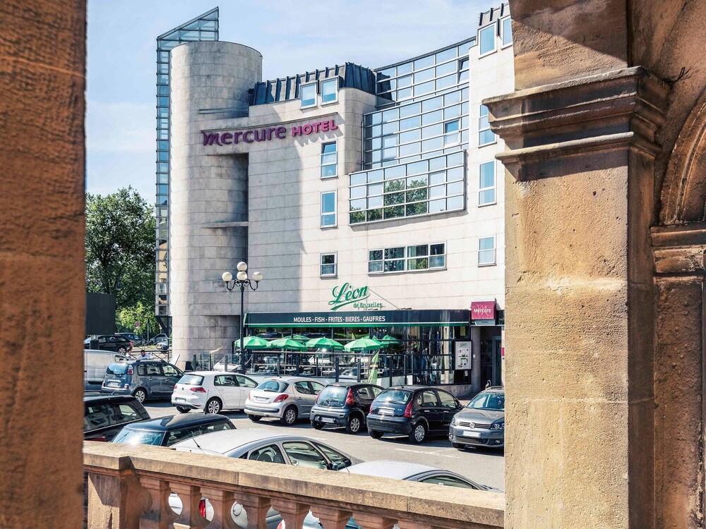 Hotel Front