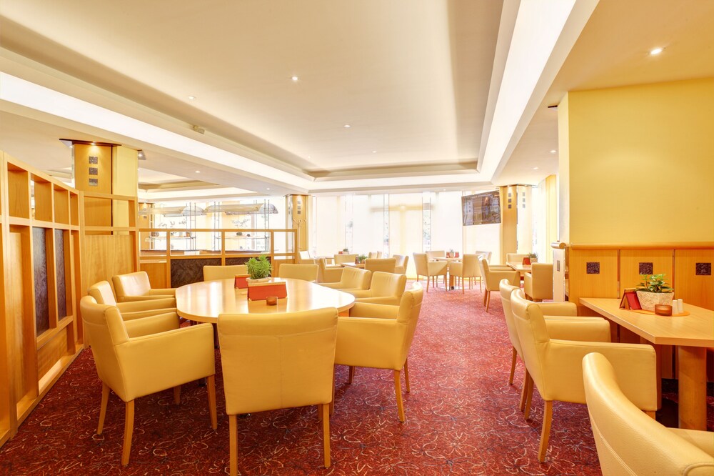 Hotel Bar