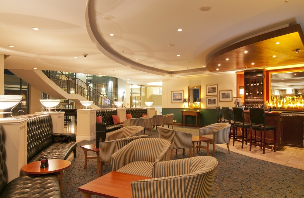 Hotel Lounge