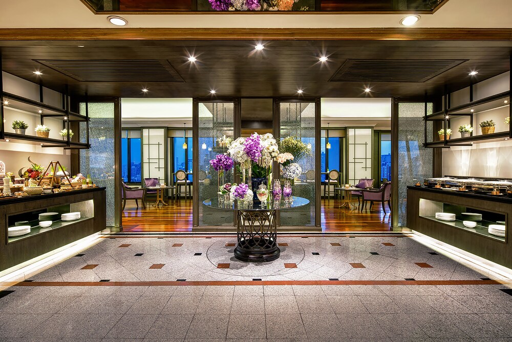 Executive lounge