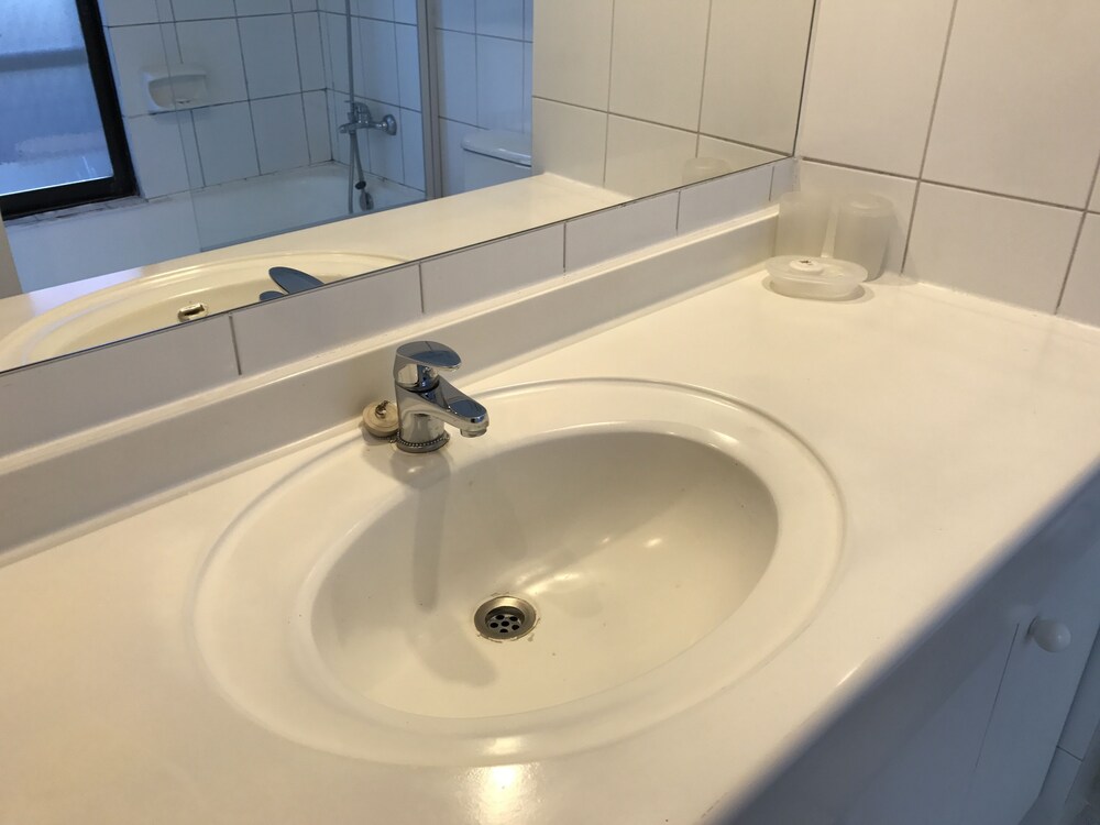 Apartment, 2 Bedrooms - Bathroom Sink