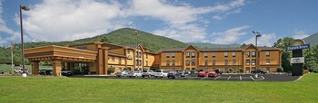 Asheville Vacations - Days Inn Asheville/Tunnel Road & I-40 - Property Image 1