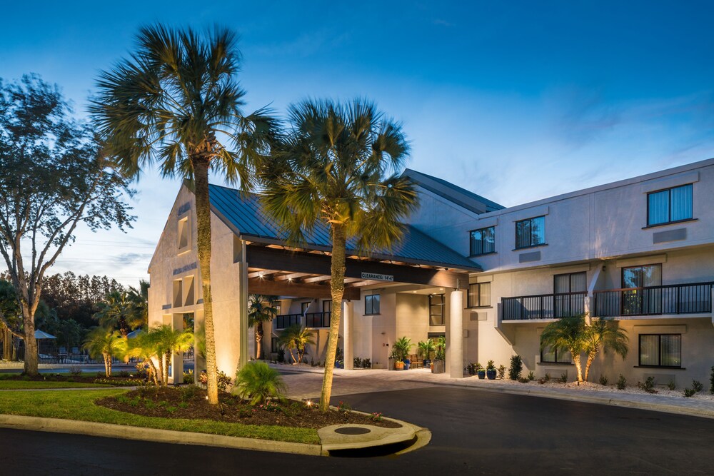 Hotel Front - Evening/Night