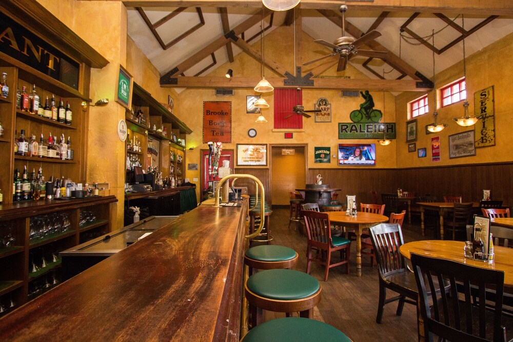 Sports Bar