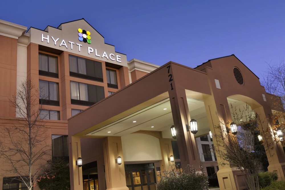 Hotel Front - Evening/Night
