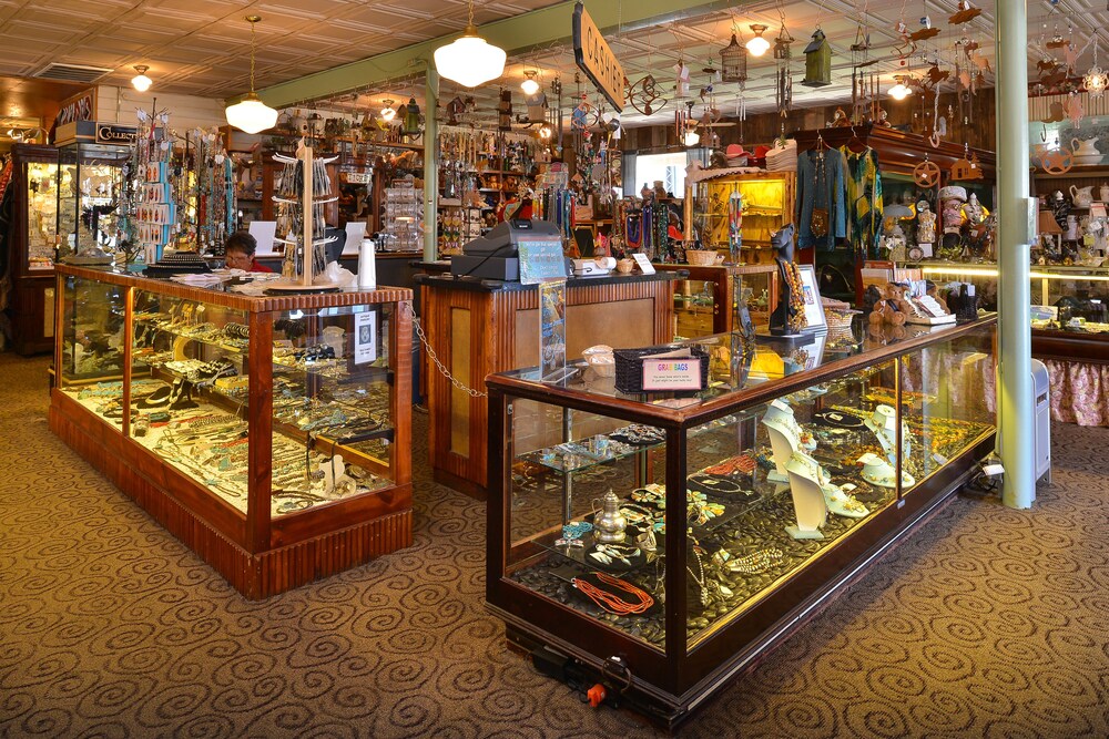 Gift Shop
