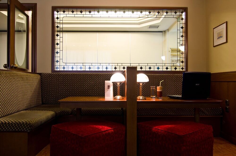 Hotel Bar