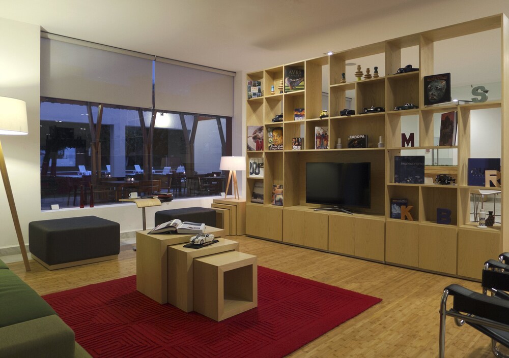 Hotel Bar
