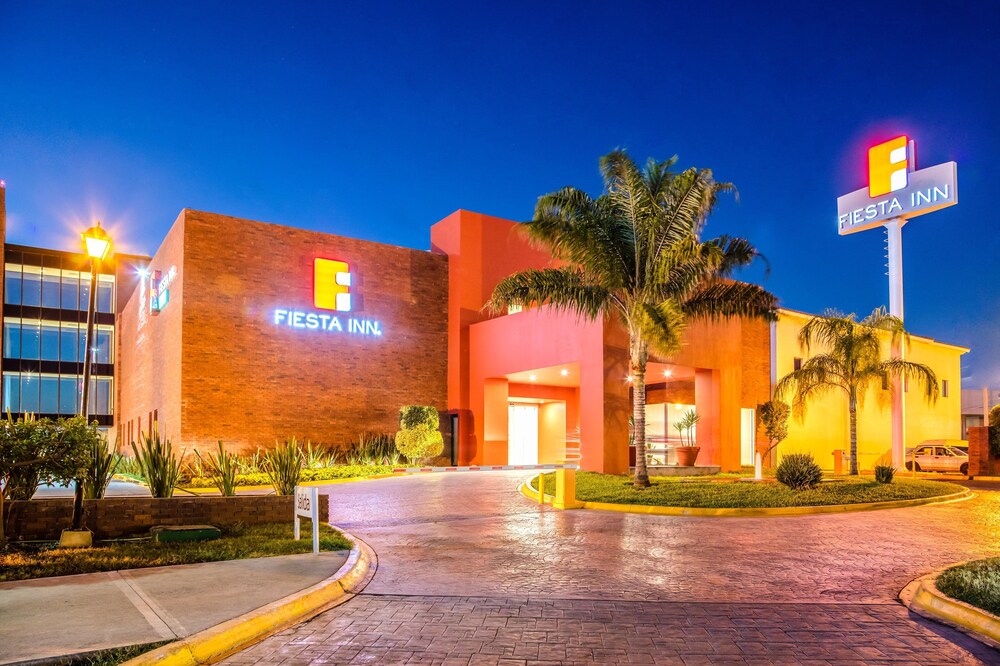 Hotel Front - Evening/Night
