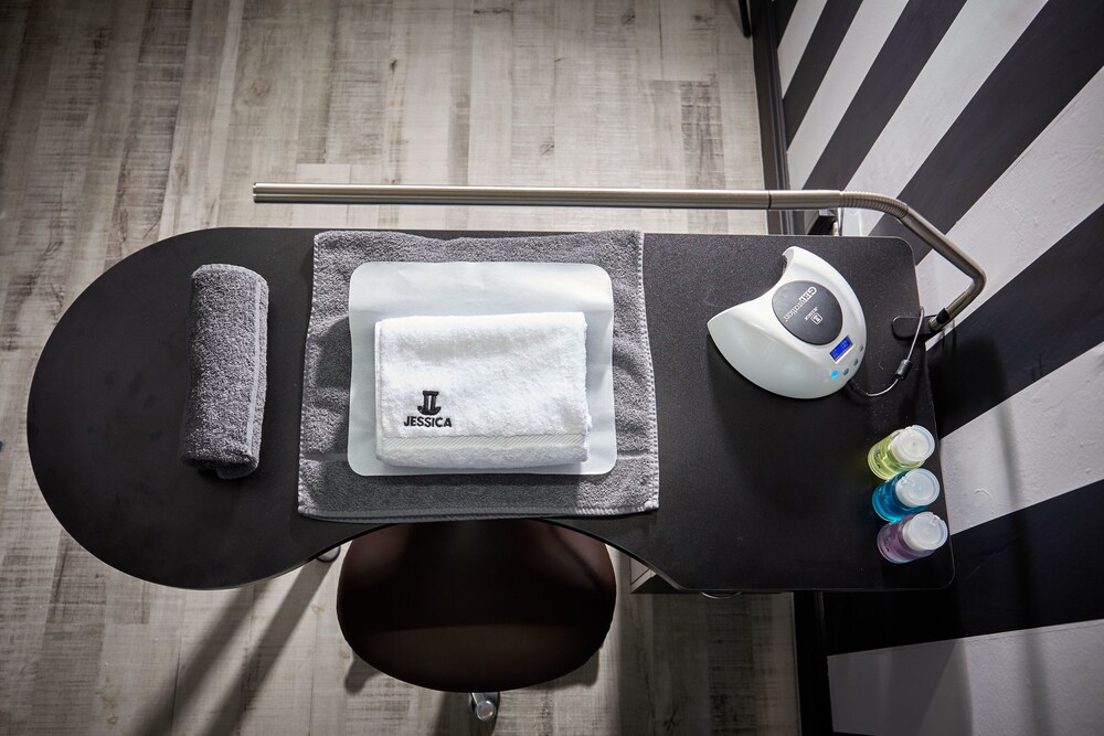 Nail Salon