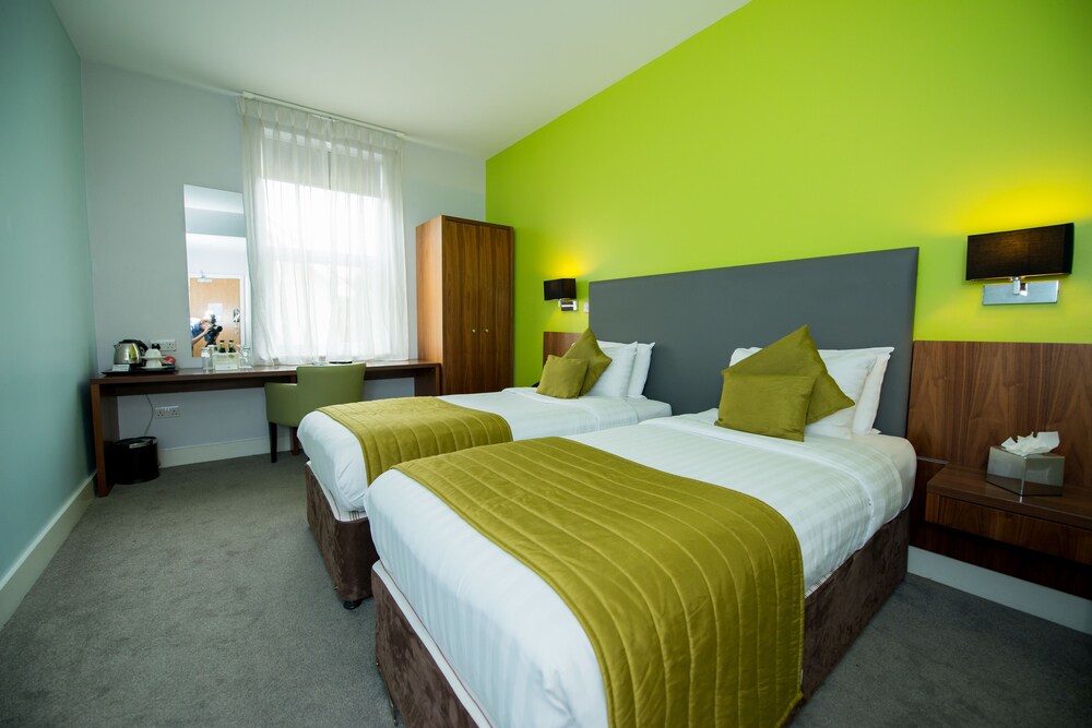 Guestroom