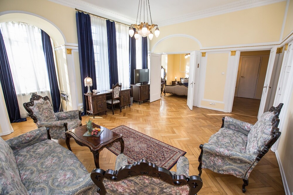Guestroom