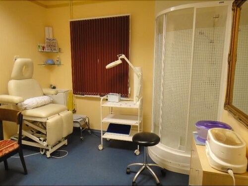 Nail Salon