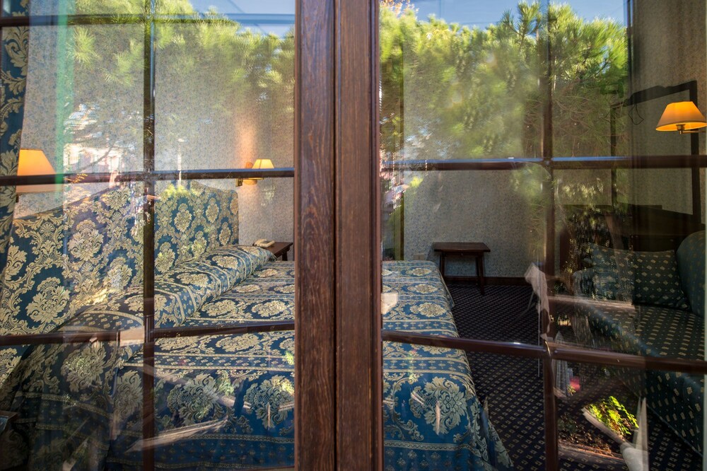 Guestroom View