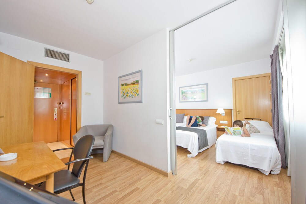 Triple Room - Guestroom