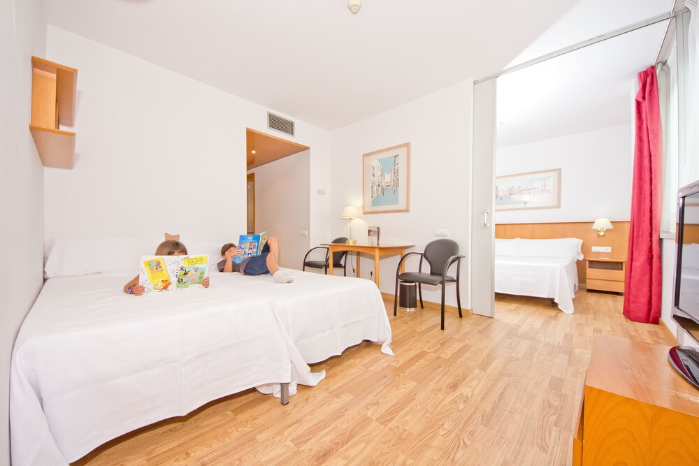 Standard (for 6 people) - Guestroom