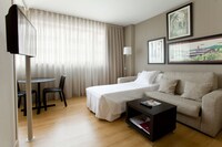 Premium Triple Room