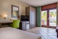 Oceanfront Cabana room