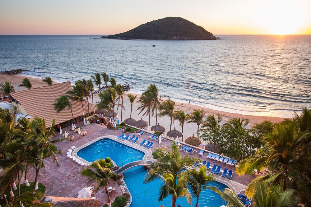 Beach/Ocean View