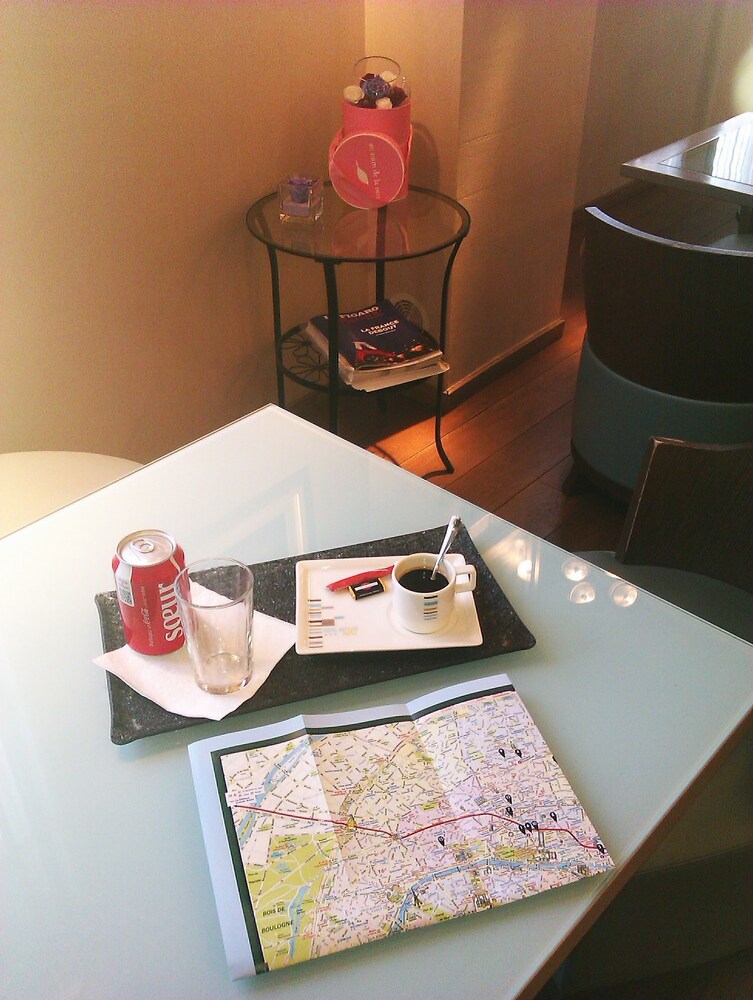Hotel Lounge