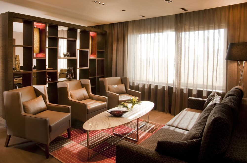 Executive Lounge