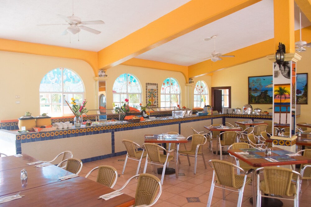 Food Court