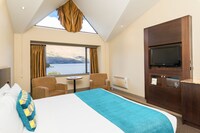 Superior Twin Room, Lake View