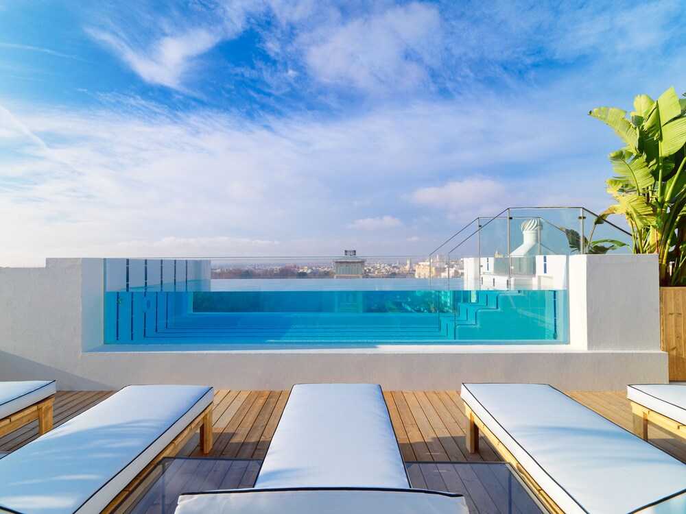 Rooftop Pool