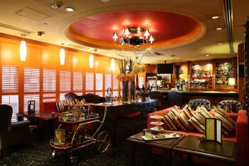 Hotel Lounge