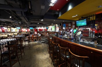 Hotel Bar
