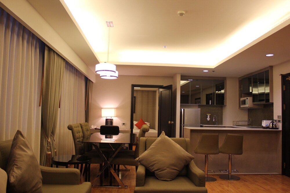 Two Bedroom Apartment Premium - Living Area