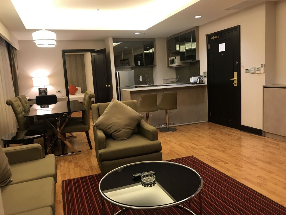Two Bedroom Apartment Premium - Living Area