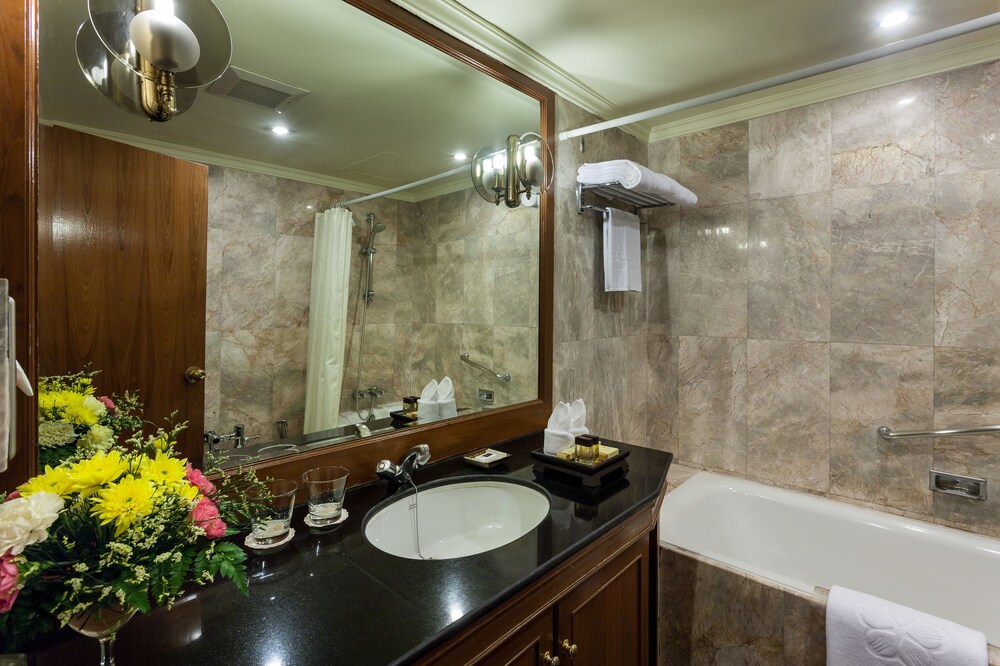 Superior Room - Bathroom