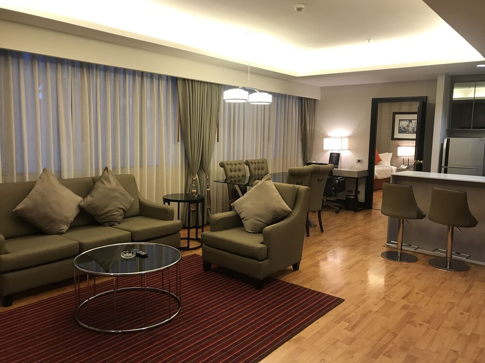 Two Bedroom Apartment Premium - Living Area