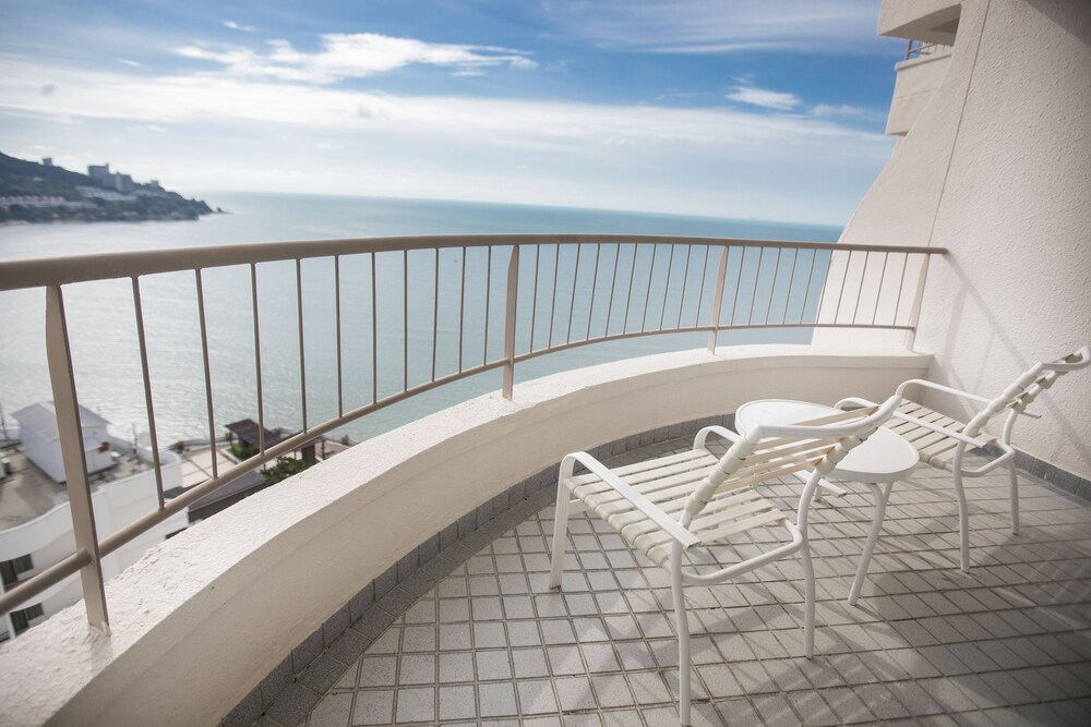 Guestroom View