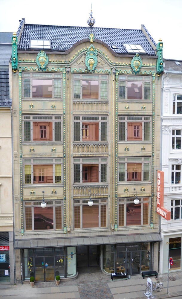 Hotel Front