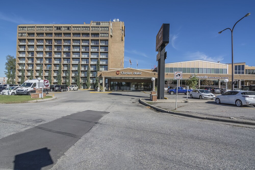 Hotel Front