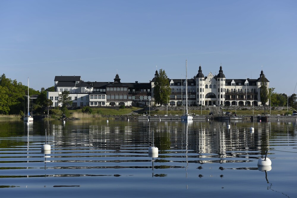 Hotel Front
