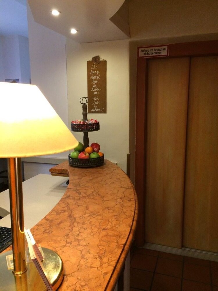 Check-in/Check-out Kiosk