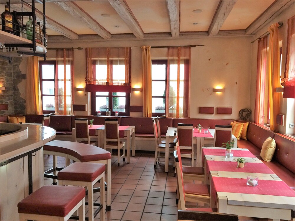 Hotel Bar
