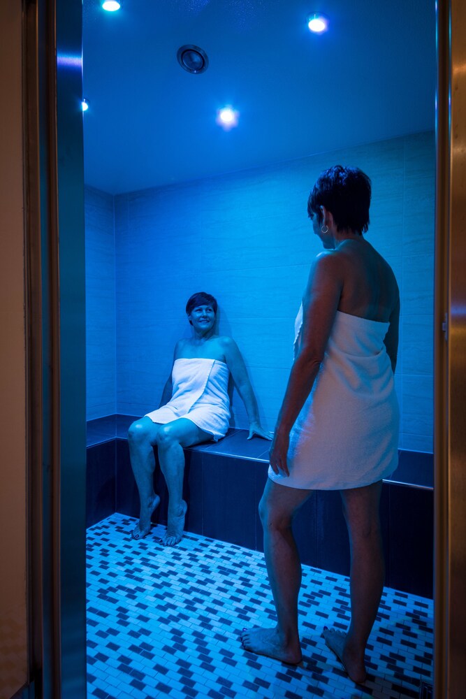 Steam Room
