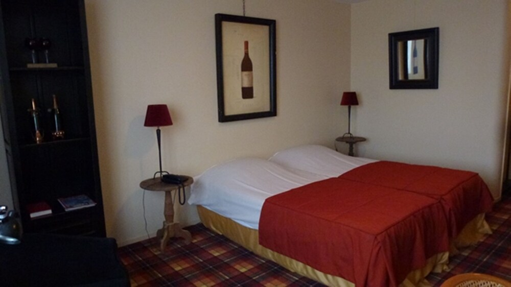 Guestroom