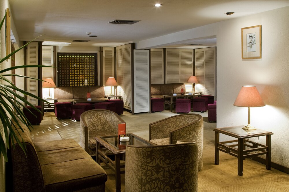 Hotel Bar
