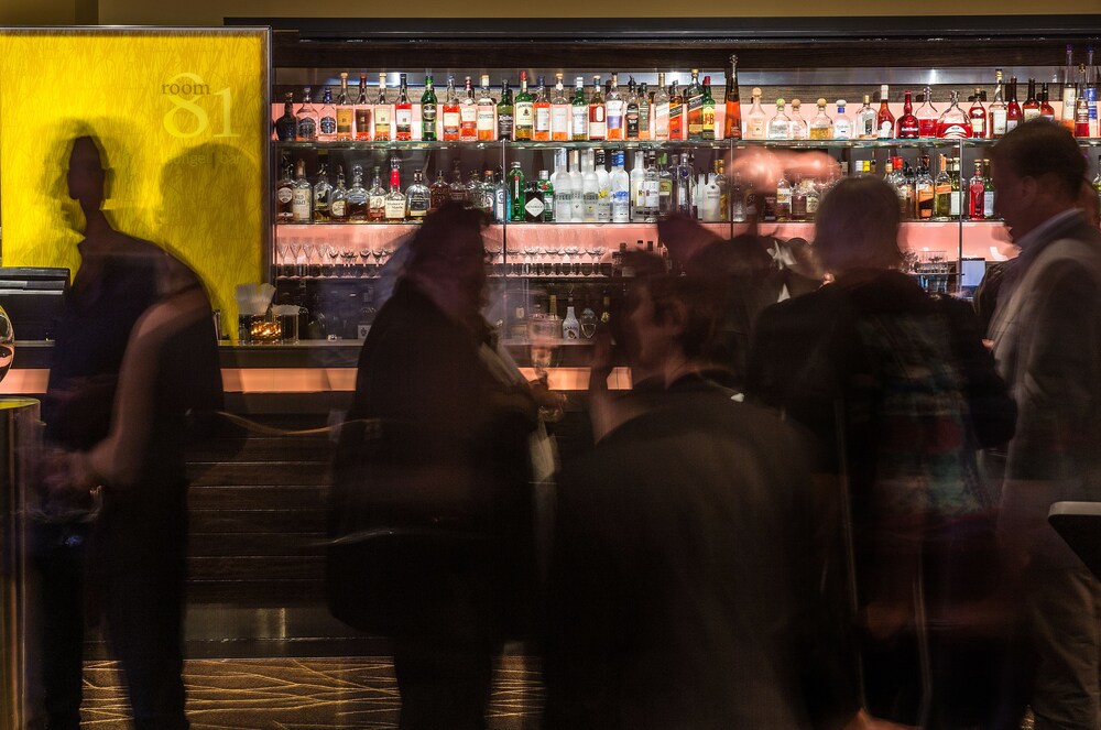 Hotel Bar