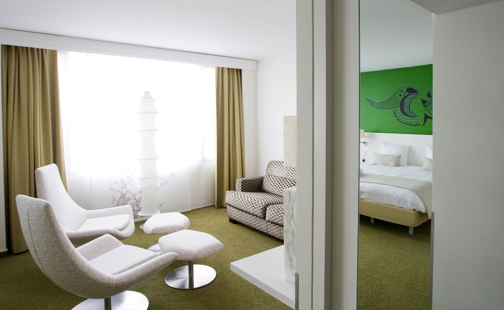 Guestroom