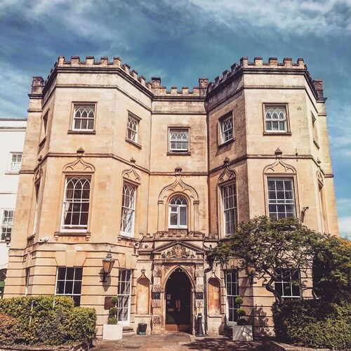 Arnos Manor Hotel