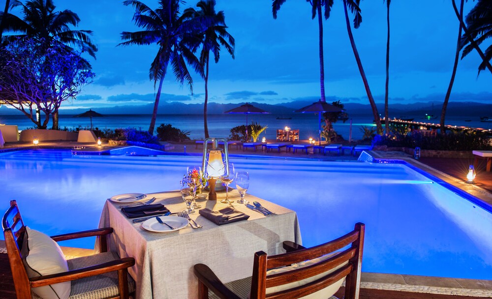 Couples Dining
