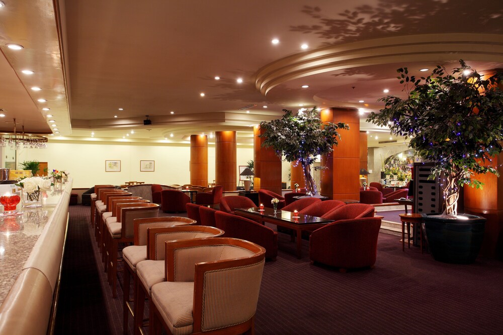 Hotel Lounge