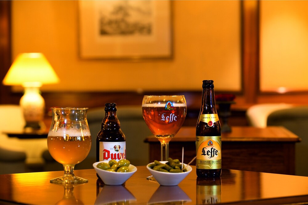 Hotel Bar