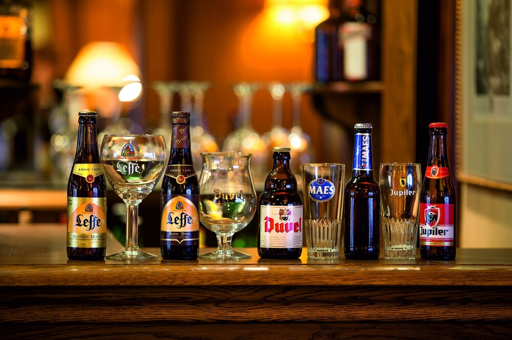 Hotel Bar
